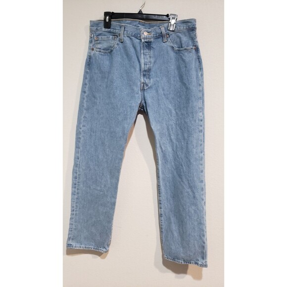 Levi's 501 Jeans Mens 90's Light Wash Button Fly Denim Size 36x30 - Picture 1 of 6